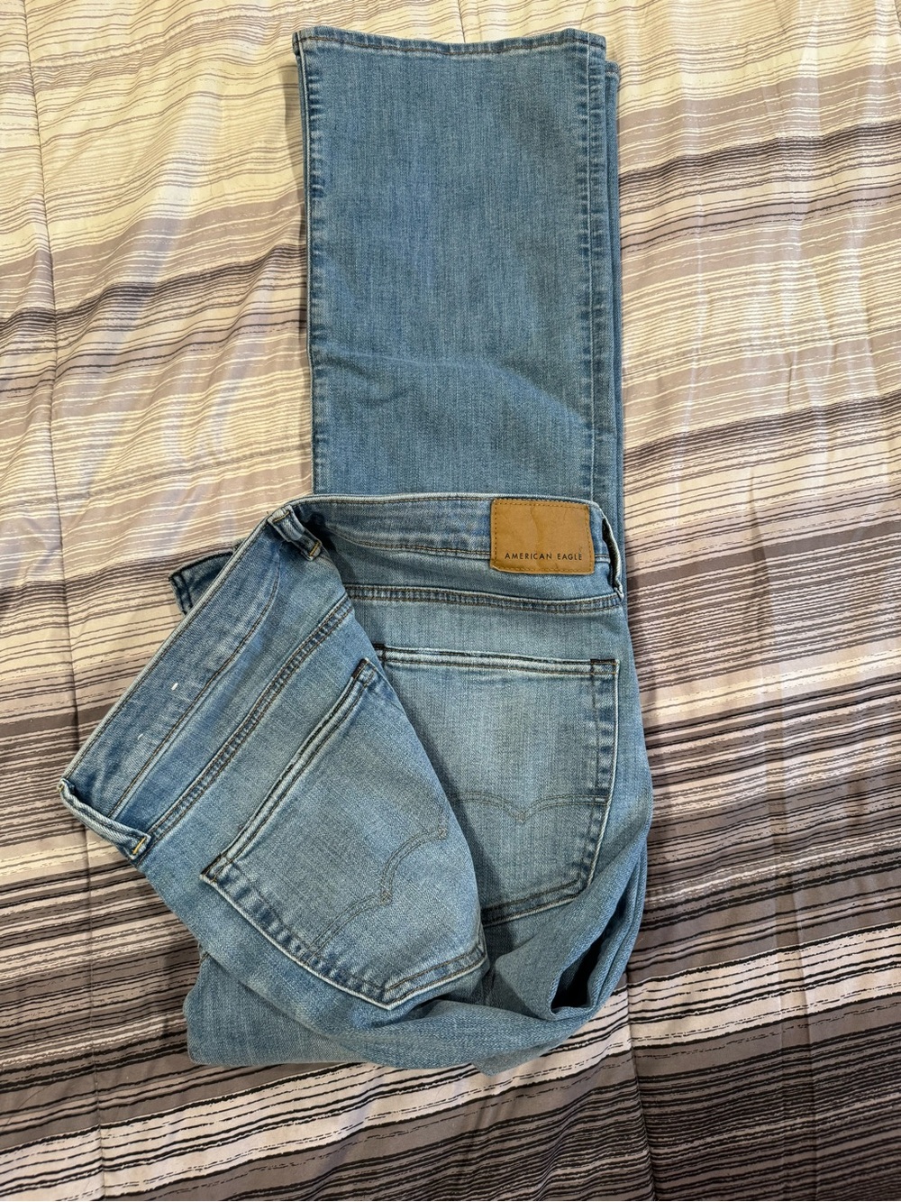 American Eagle Outfitters Light Blue Slim Straight Jeans